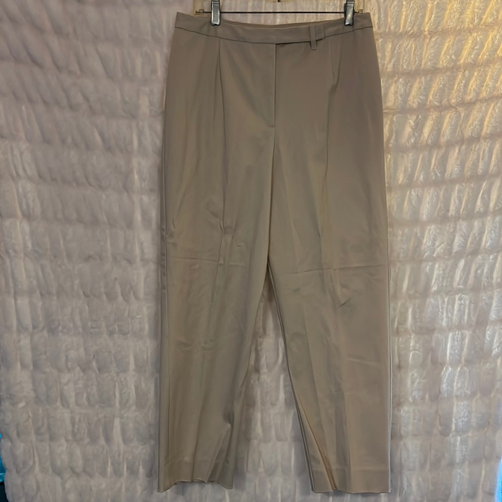 Pendleton originals, born in Oregon size 14 cream colored dress pant stretch new
